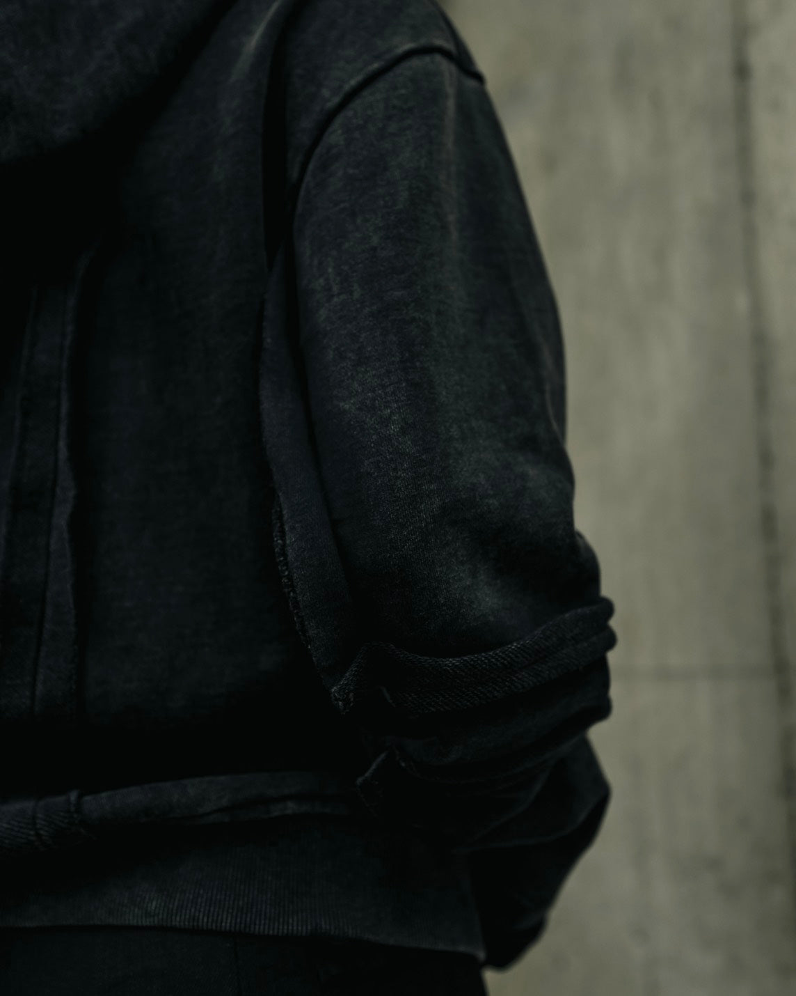 【DIG YOUR OWN GRAVE】FADED SEAM ZIP HOODIE