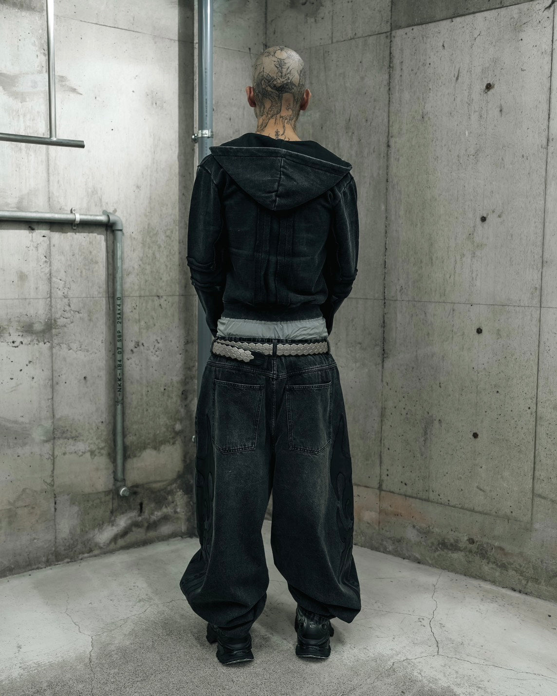 【DIG YOUR OWN GRAVE】FADED SEAM ZIP HOODIE