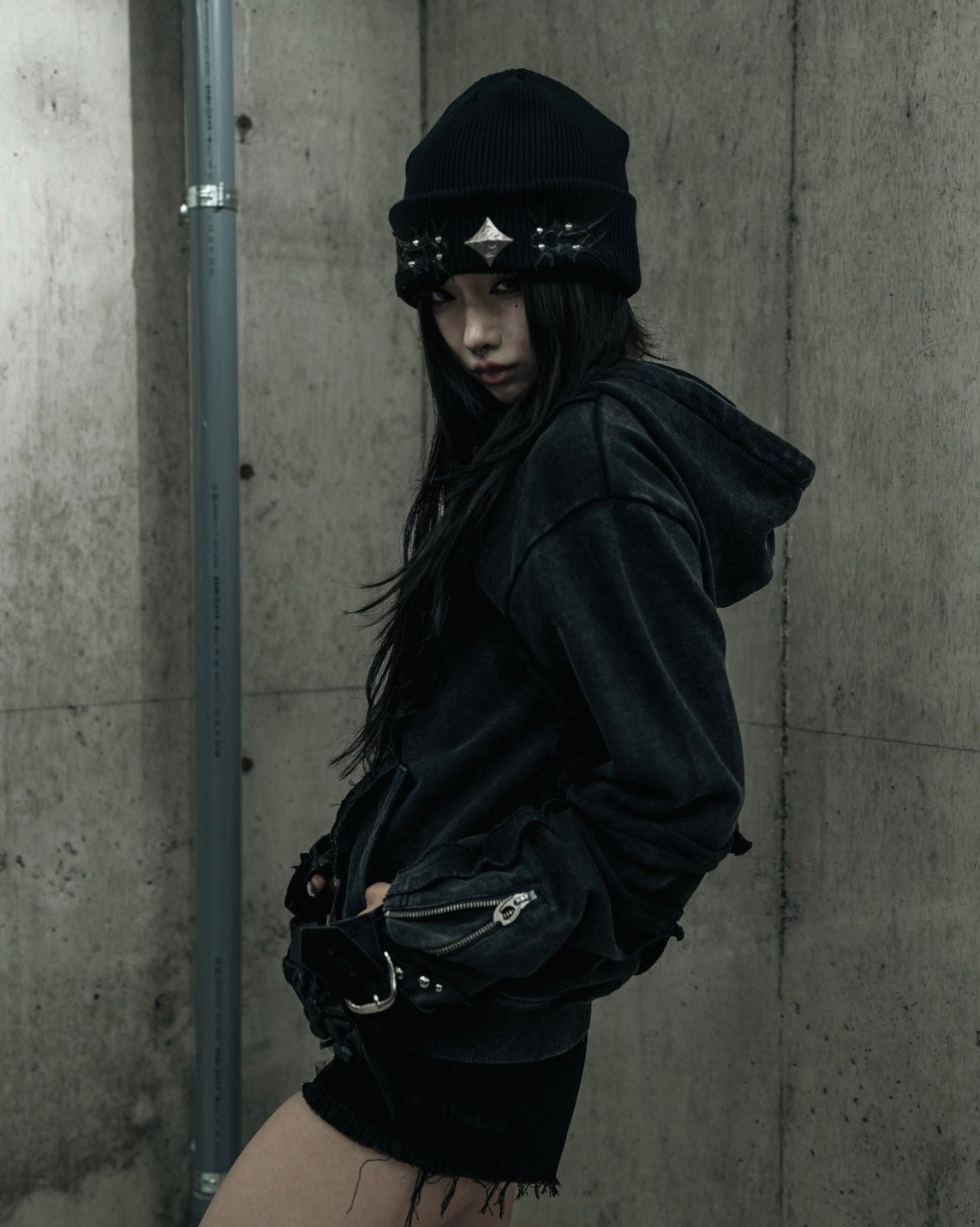 【DIG YOUR OWN GRAVE】FADED SEAM ZIP HOODIE