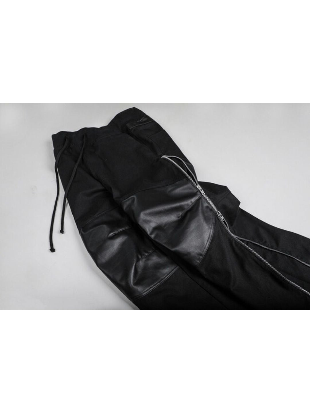 【roaringrad】Carbon-Coated Side-Zip Pants