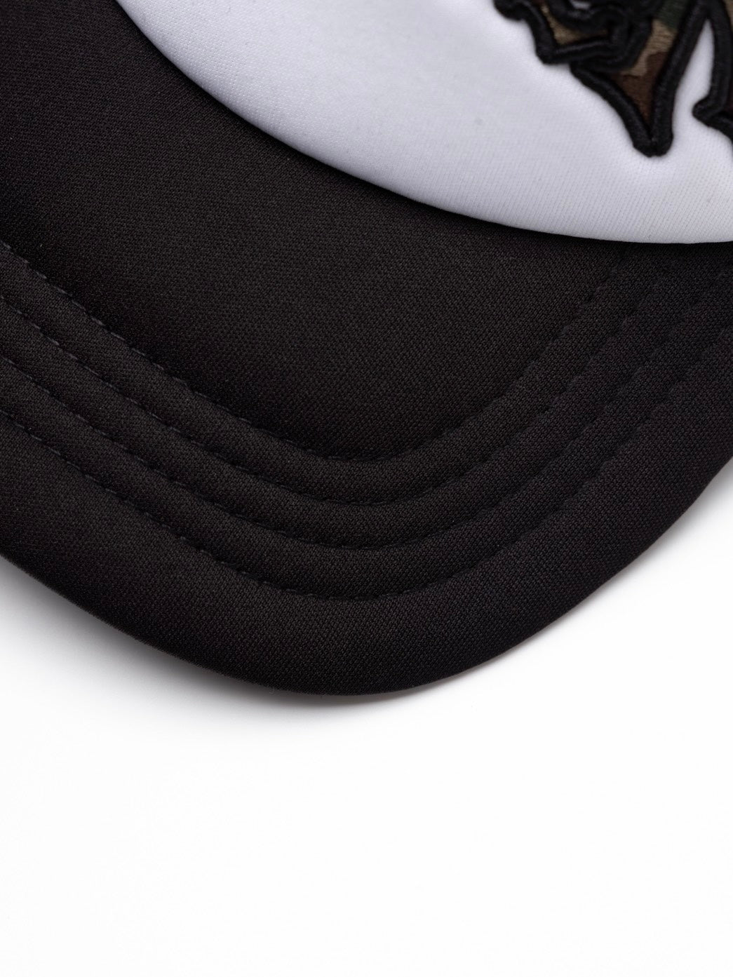 【SUPPLIER】Camouflage Iron Logo Mesh Cap