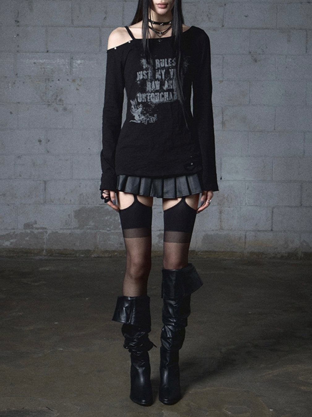 【NOT KNOWING】Destroyed Back Lace Top