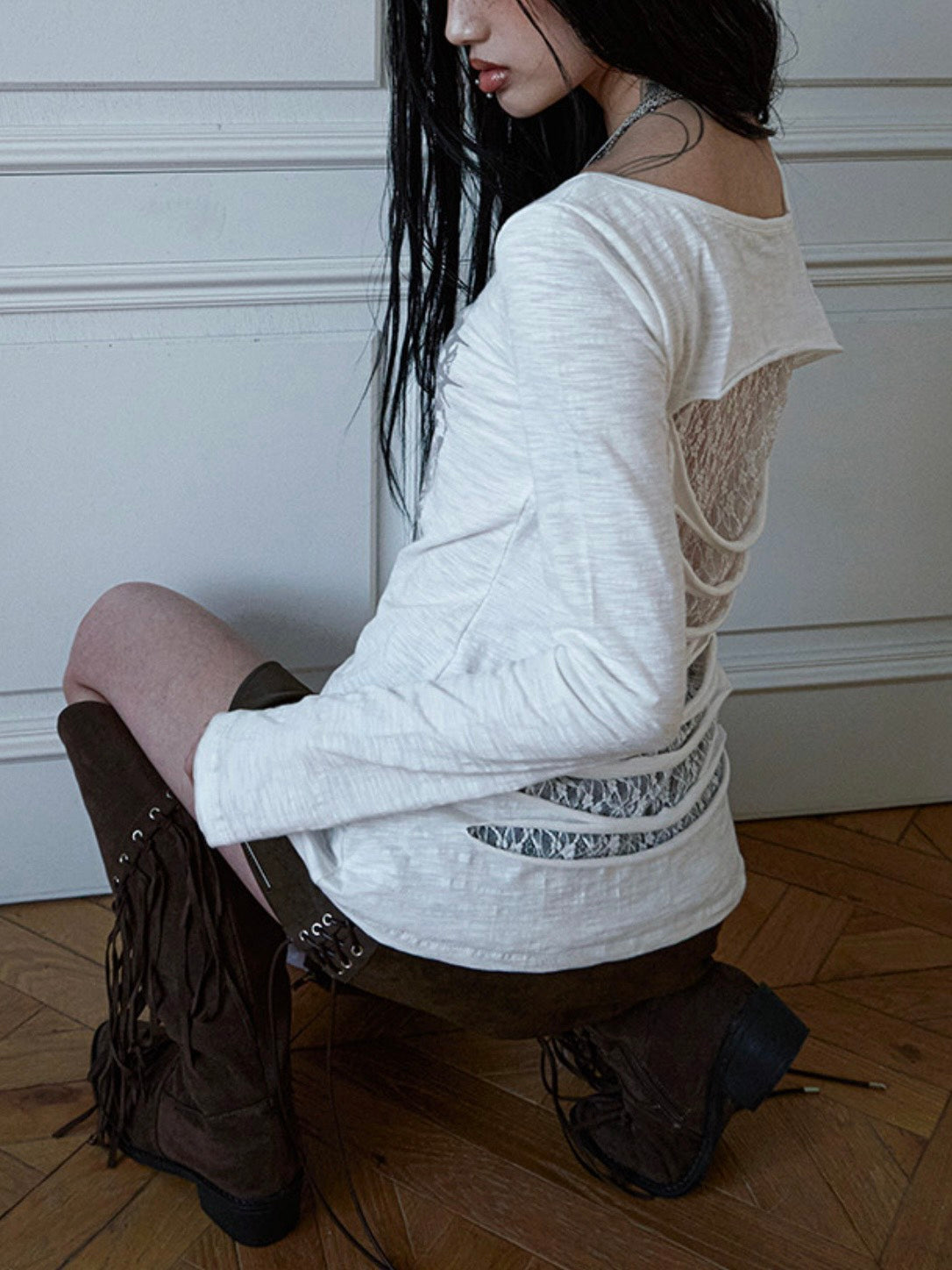 【NOT KNOWING】Destroyed Back Lace Top