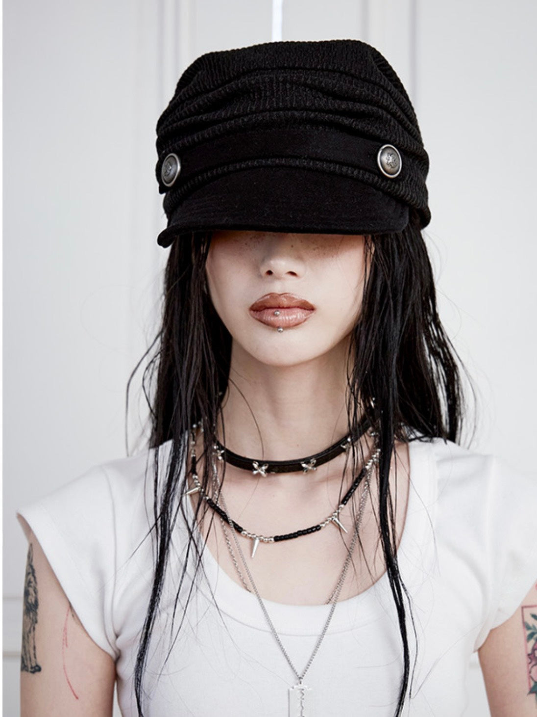 【NOT KNOWING】Draped Button Knit Cap