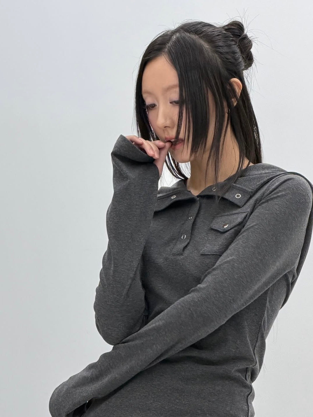 【ROUGH NECK】
Garter Hooded Henley Top