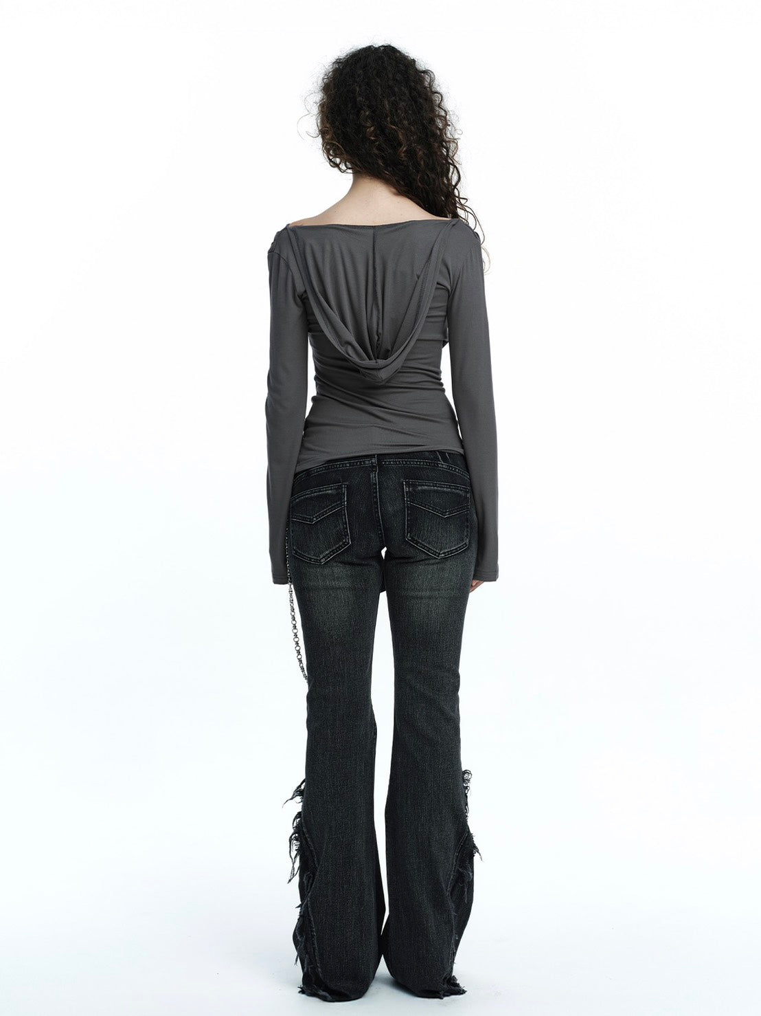 【ROUGH NECK】
Draped Hooded Long Sleeve Top