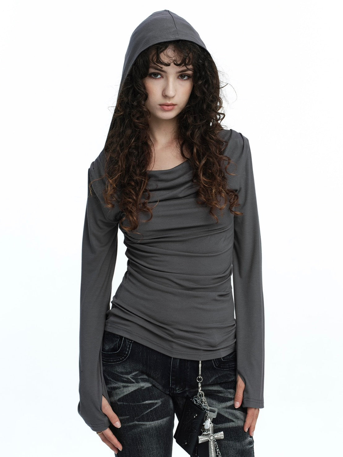 【ROUGH NECK】
Draped Hooded Long Sleeve Top