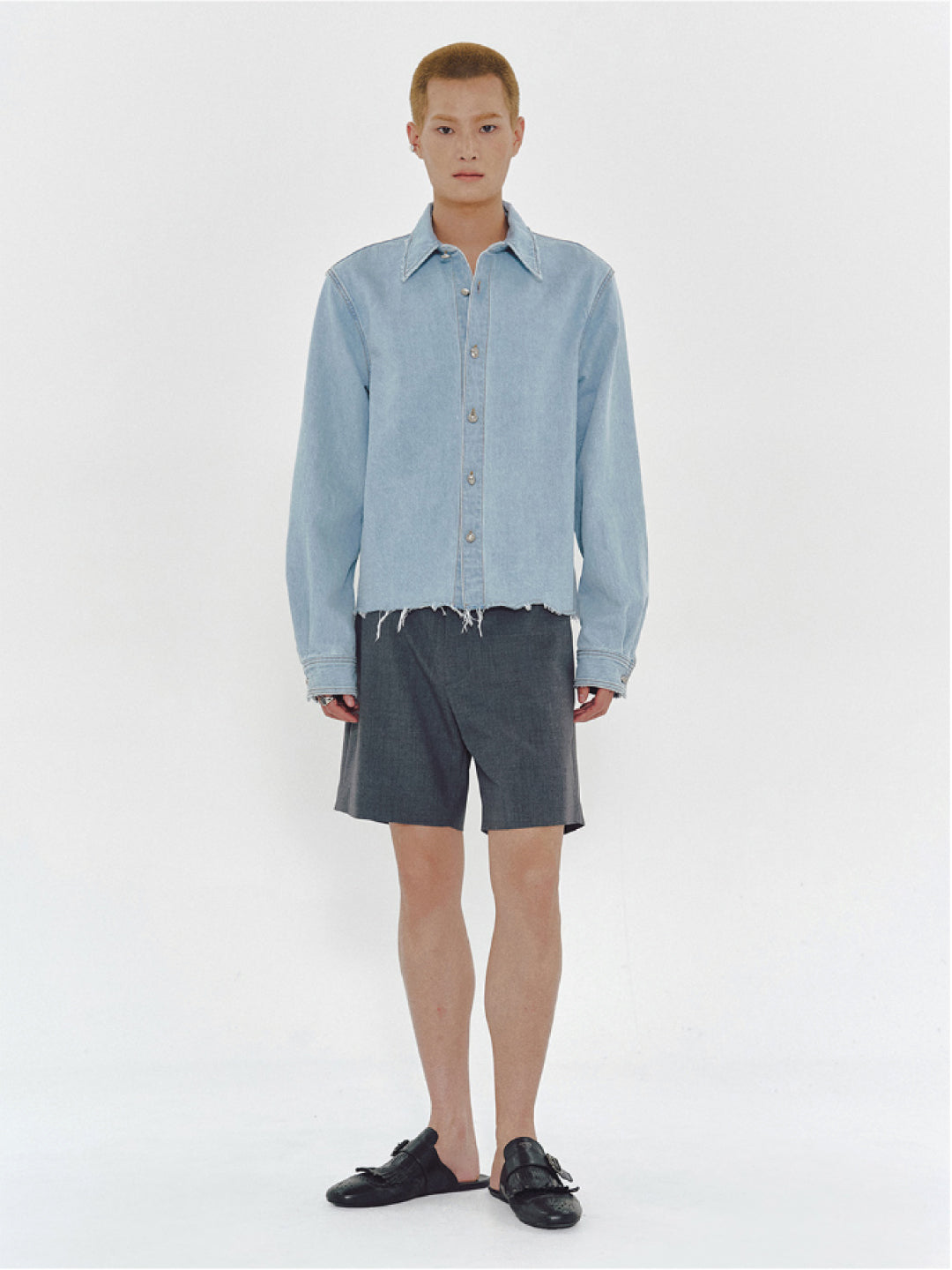 【MMIC】Broken Shirt
